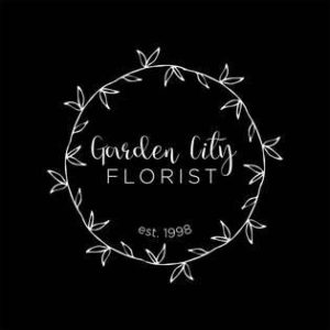 Garden City Florist's logo