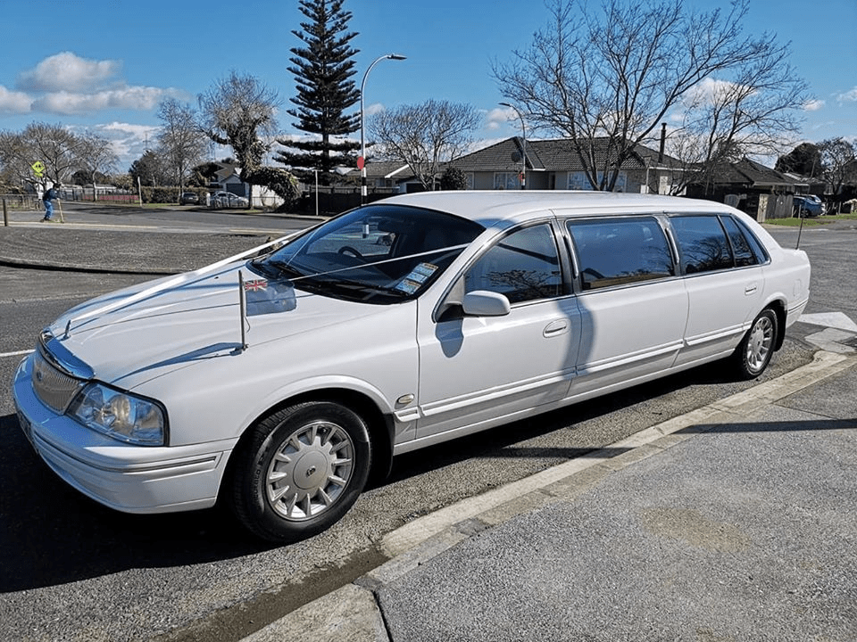 NEEDaLIMO's Limo