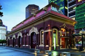 Be amazed by the art at New Zealand Portrait Gallery