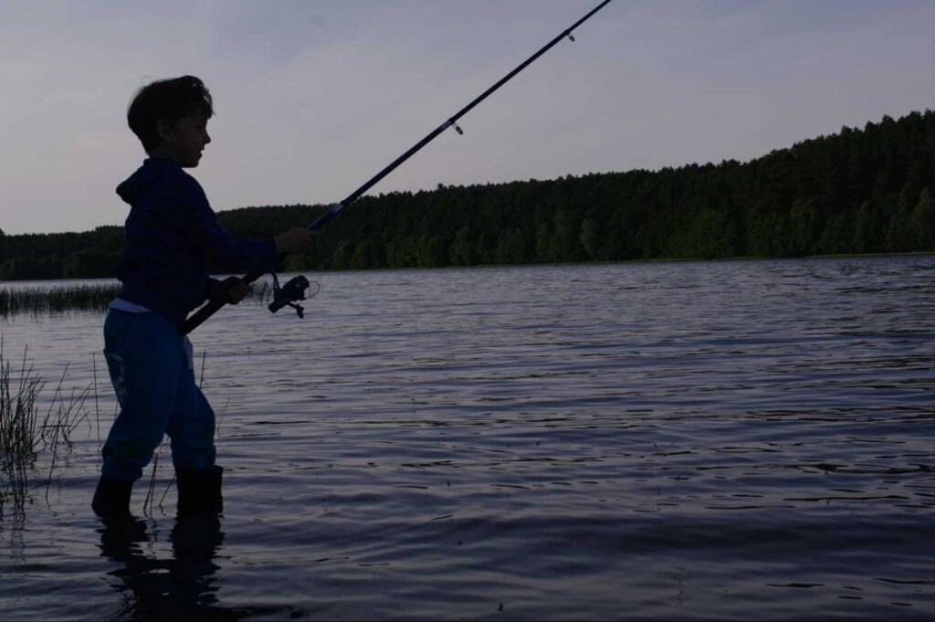 Try fishing at Okahu Bay Wharf