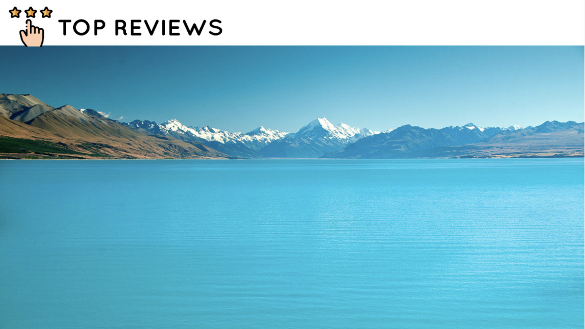What is Lake Pukaki Known For